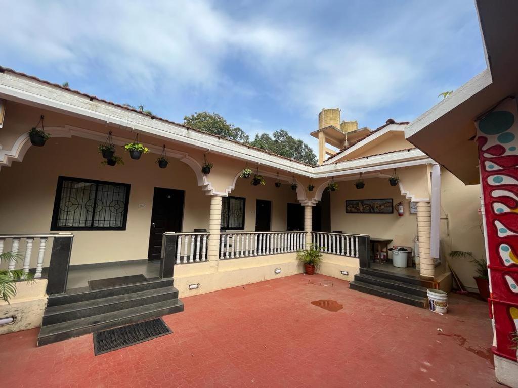 Vagator House Resort Goa Екстериор снимка