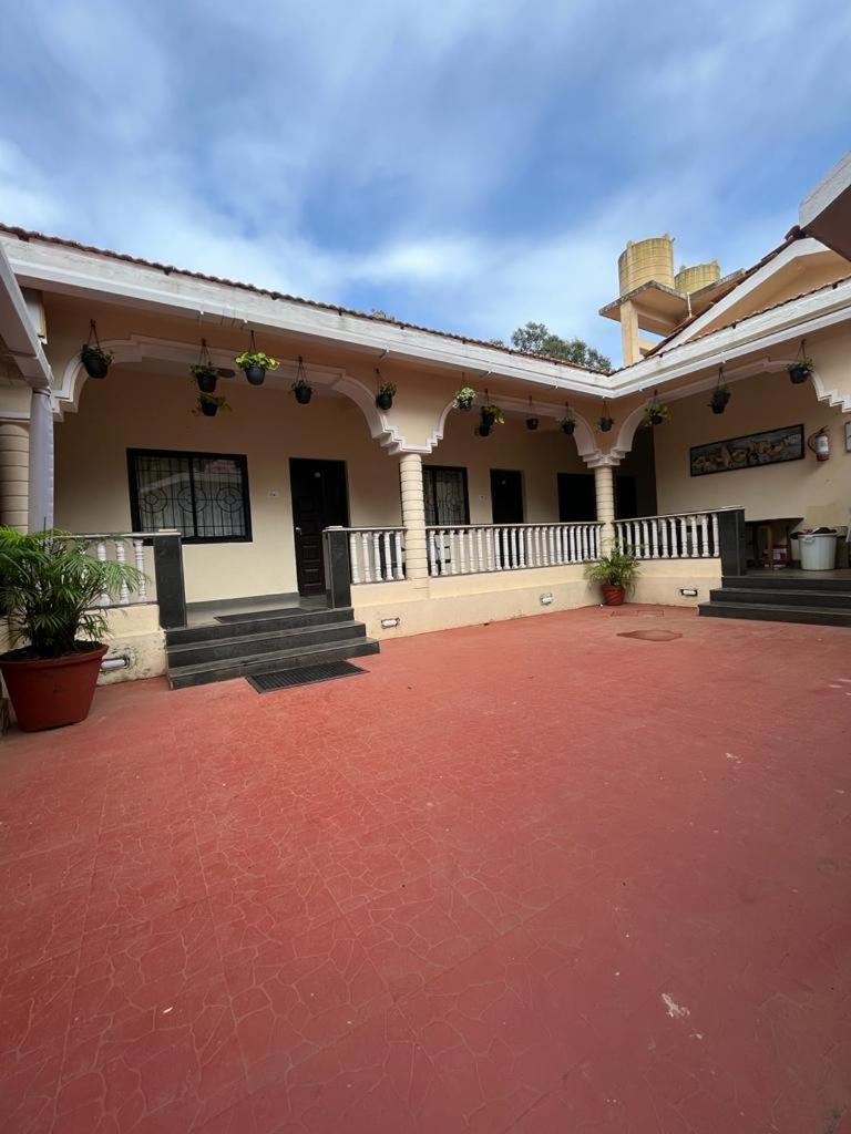Vagator House Resort Goa Екстериор снимка
