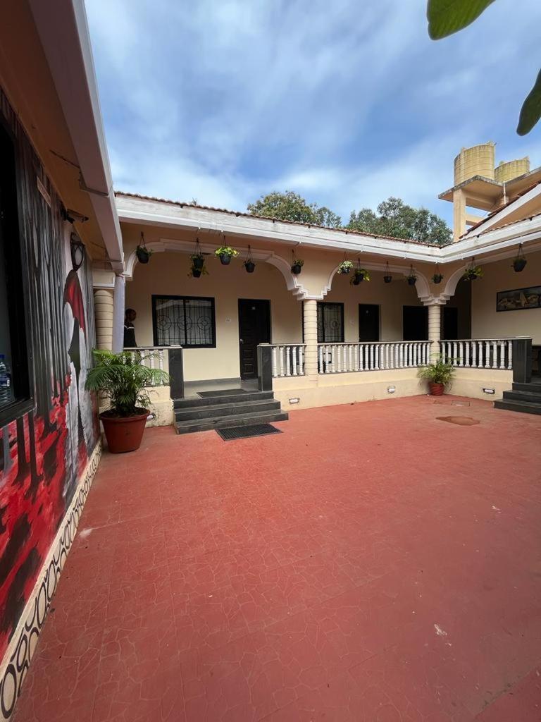 Vagator House Resort Goa Екстериор снимка