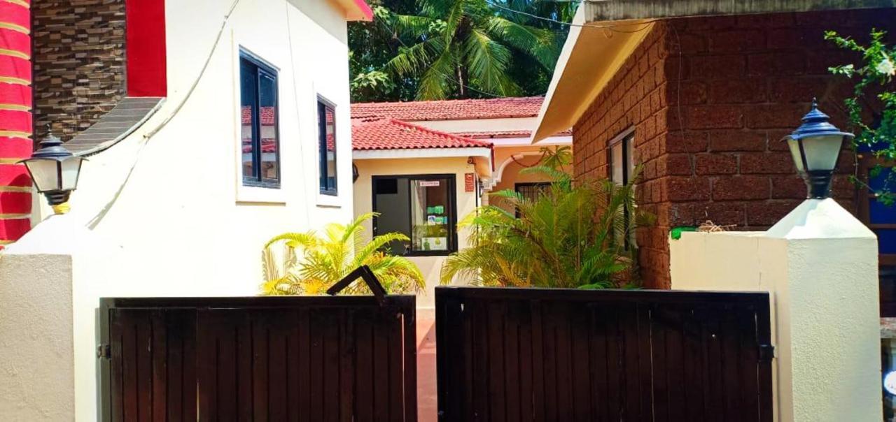 Vagator House Resort Goa Екстериор снимка
